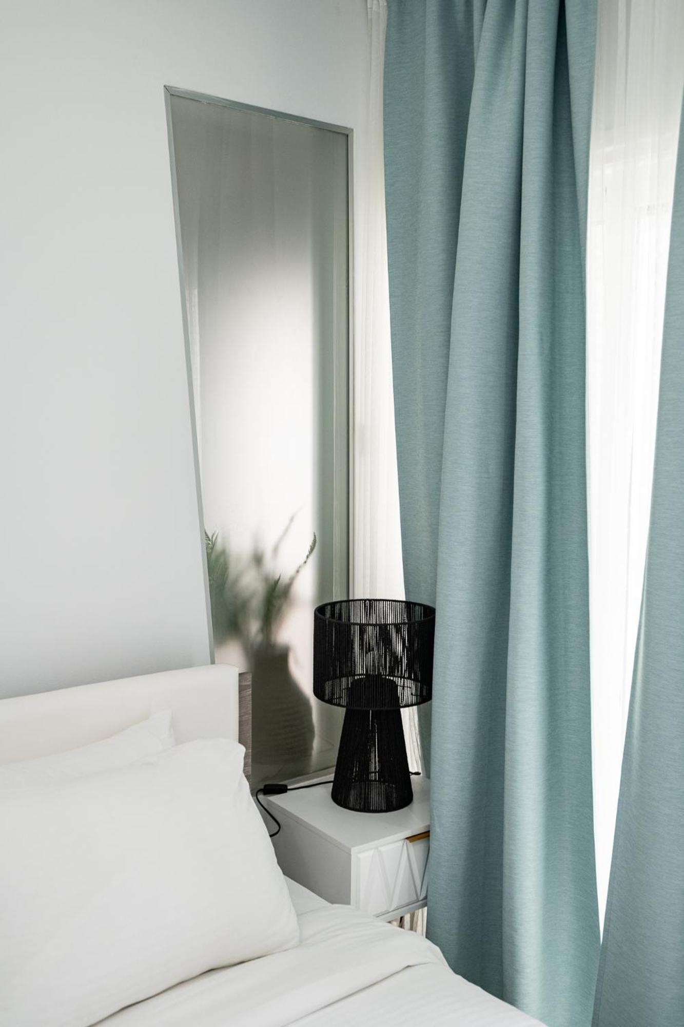 Lazuli Sea View Beachfront Ap 21 Larnaca Luaran gambar