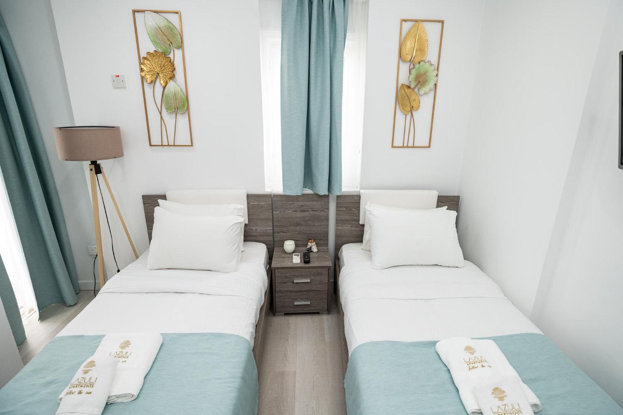Lazuli Sea View Beachfront Ap 21 Larnaca Luaran gambar