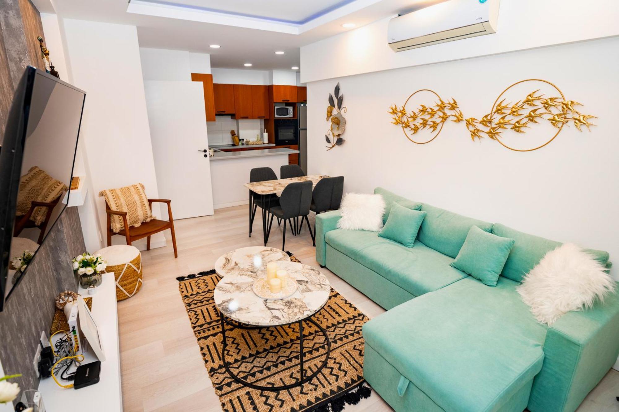 Lazuli Sea View Beachfront Ap 21 Larnaca Luaran gambar