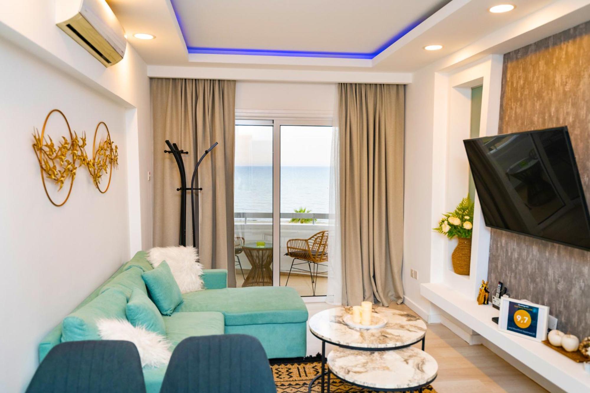 Lazuli Sea View Beachfront Ap 21 Larnaca Luaran gambar