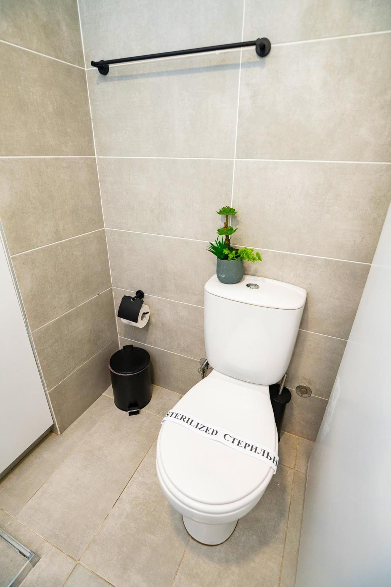 Lazuli Sea View Beachfront Ap 21 Larnaca Luaran gambar