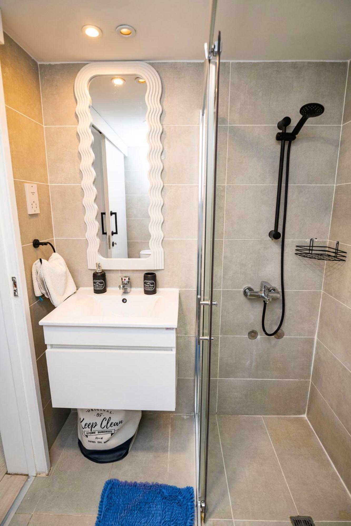 Lazuli Sea View Beachfront Ap 21 Larnaca Luaran gambar