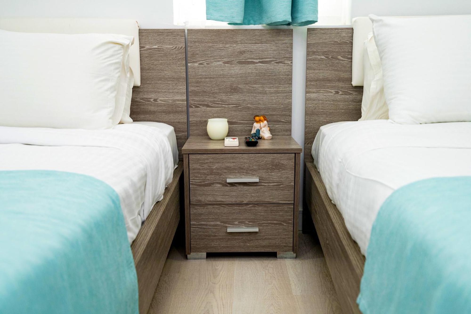 Lazuli Sea View Beachfront Ap 21 Larnaca Luaran gambar